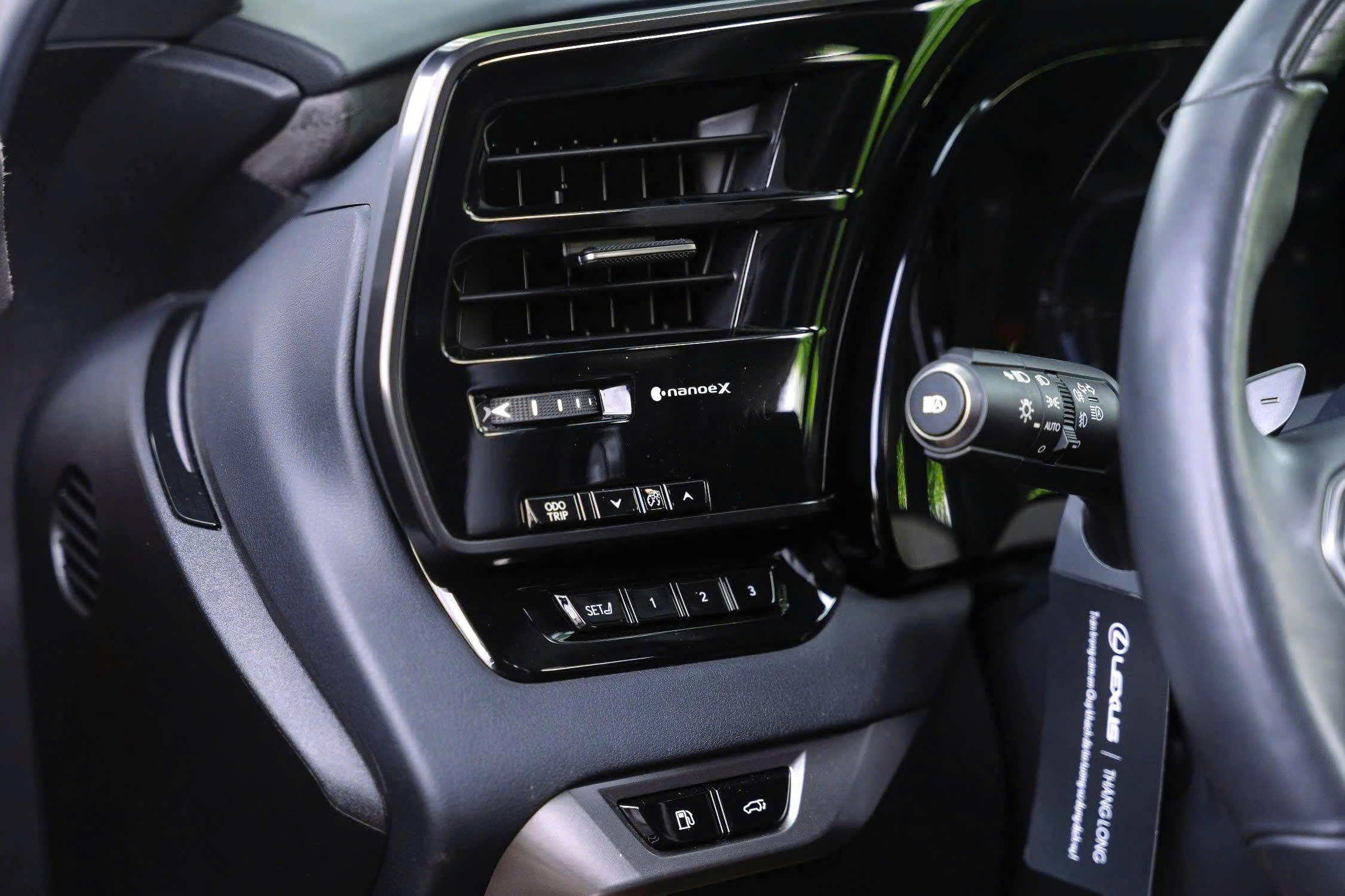 Lexus RX350 Luxury 2023a6