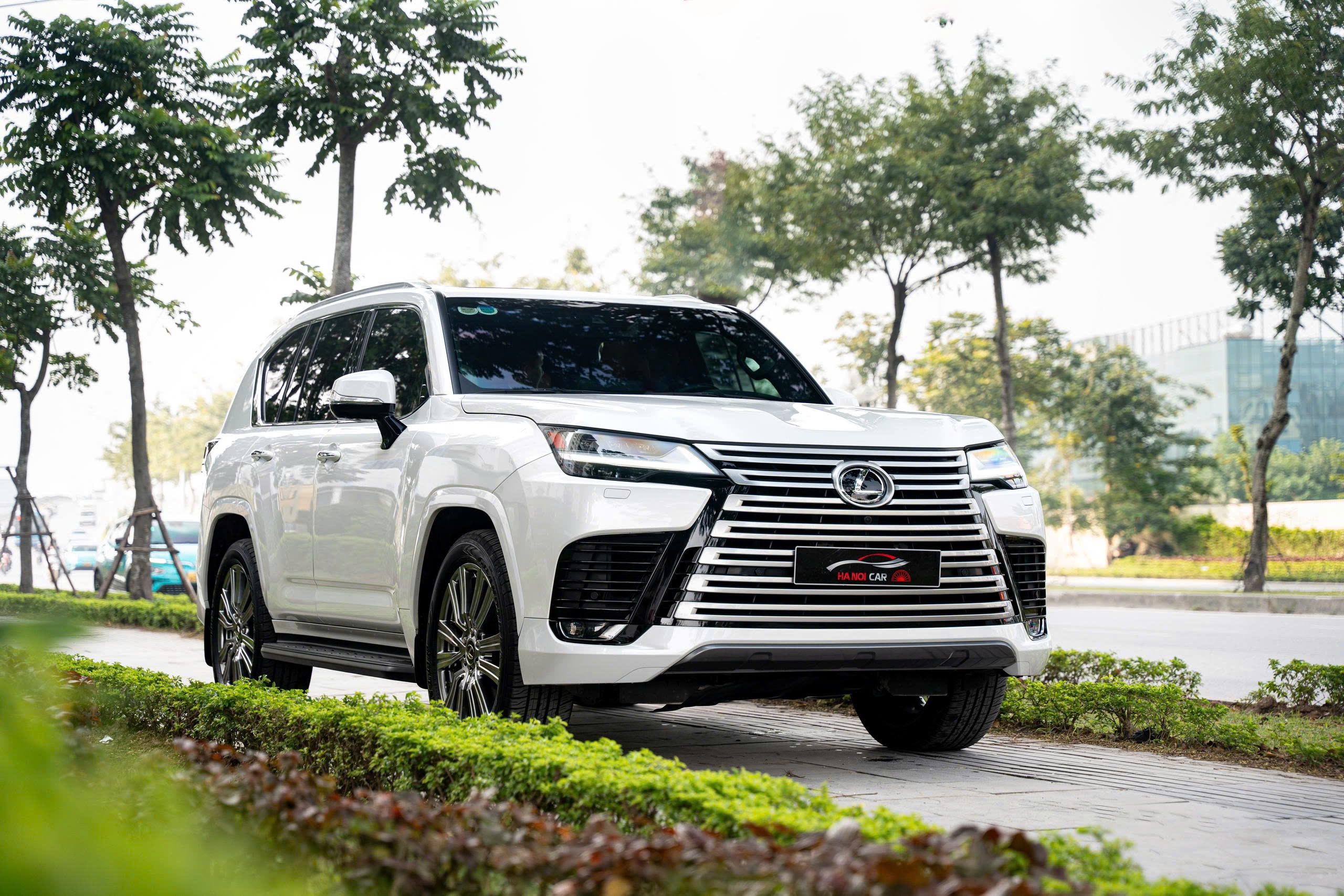 Lexus LX600 Urban 2023a4
