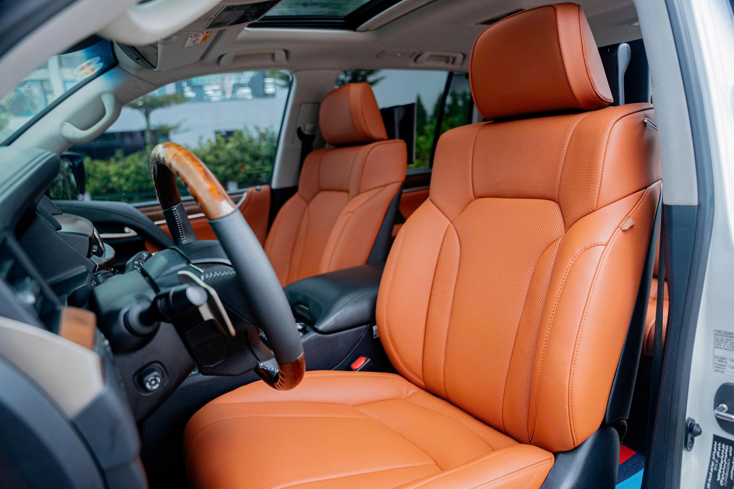 Lexus LX570 TRUNG ĐÔNG 2016A5