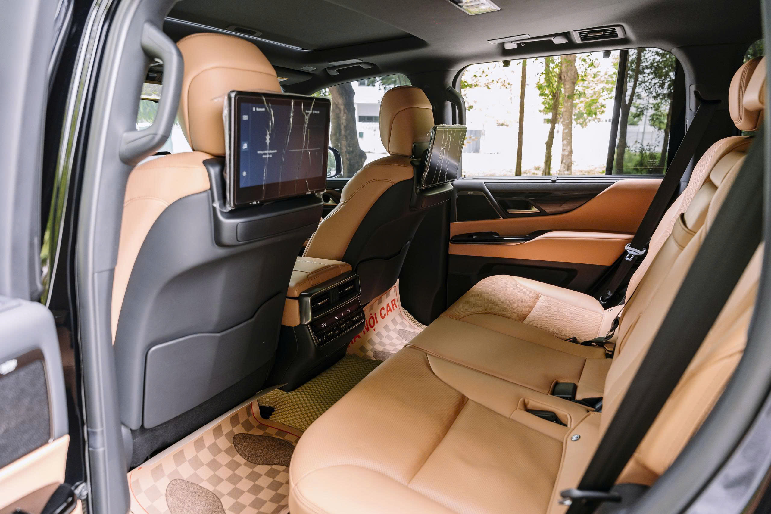 Lexus LX600 URBAN 2024A10