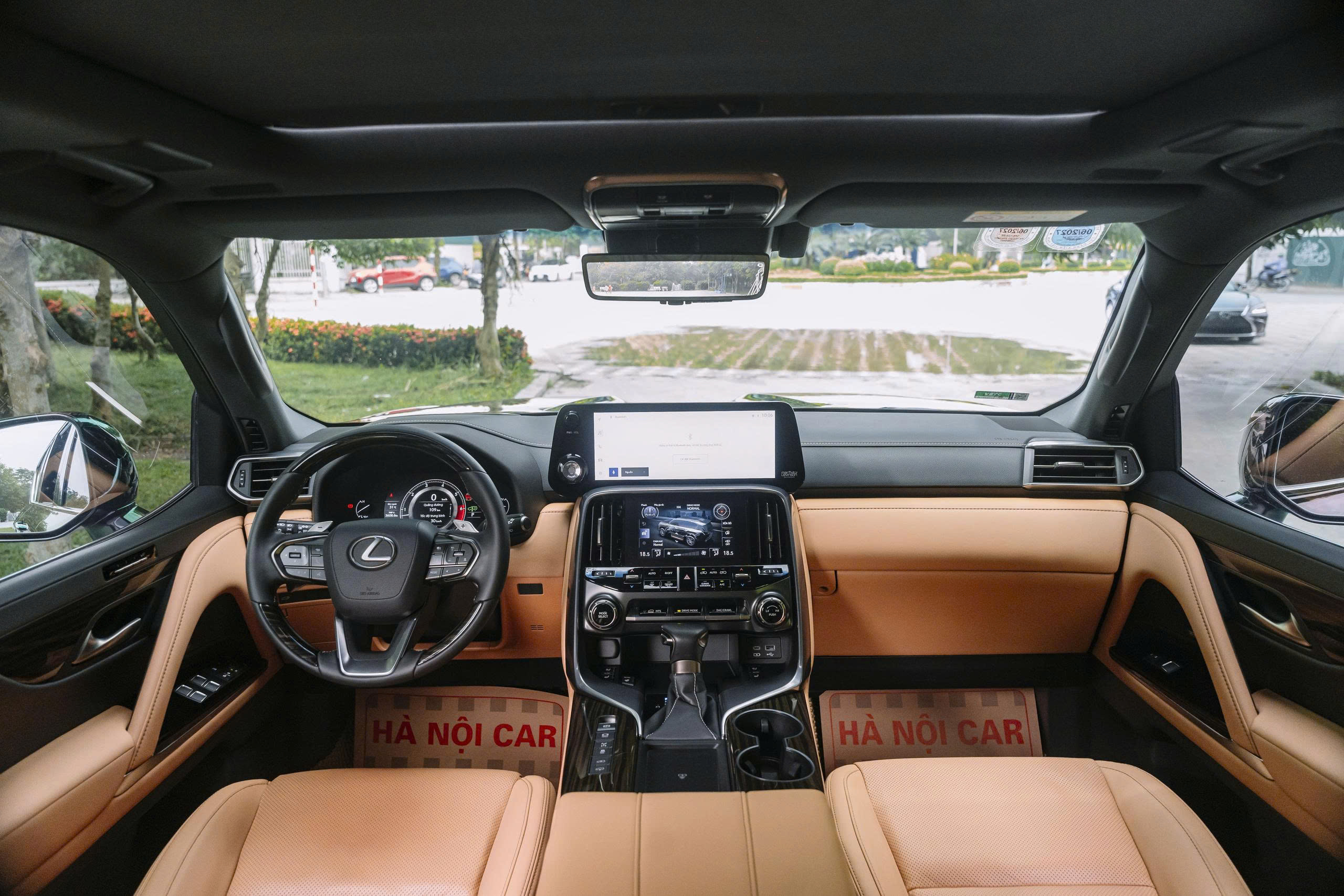 Lexus LX600 URBAN 2024A12