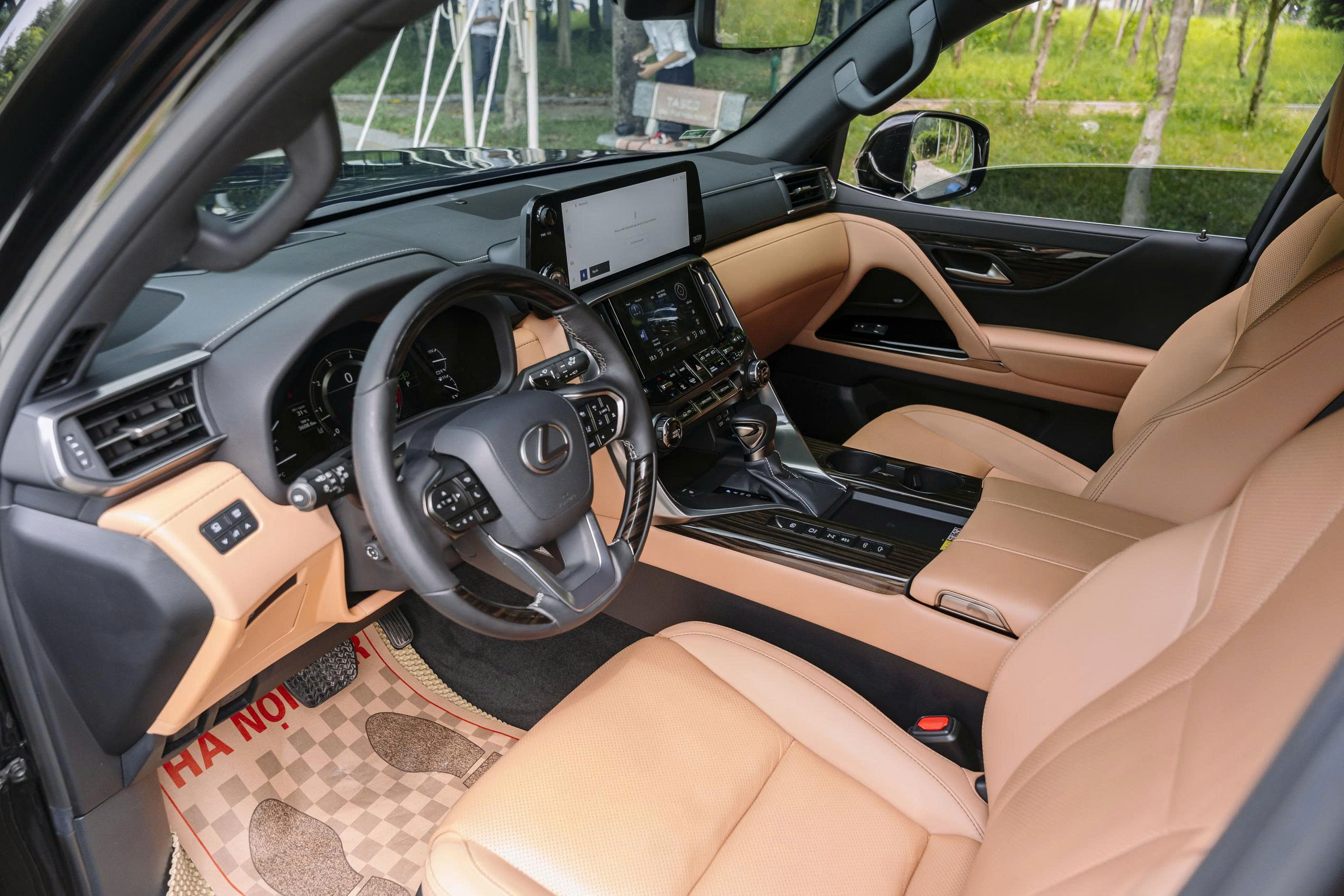 Lexus LX600 URBAN 2024A6