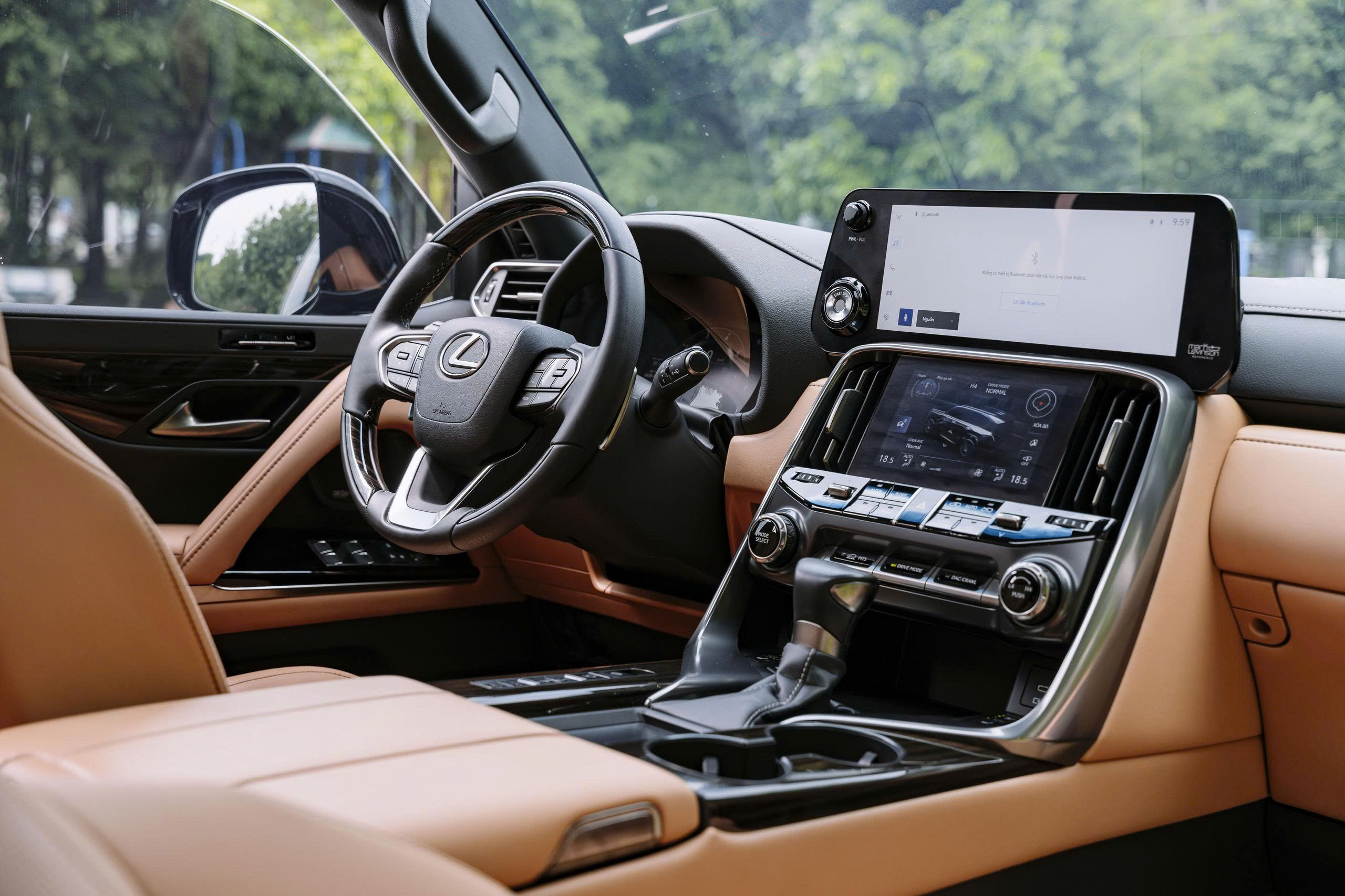 Lexus LX600 URBAN 2024A9