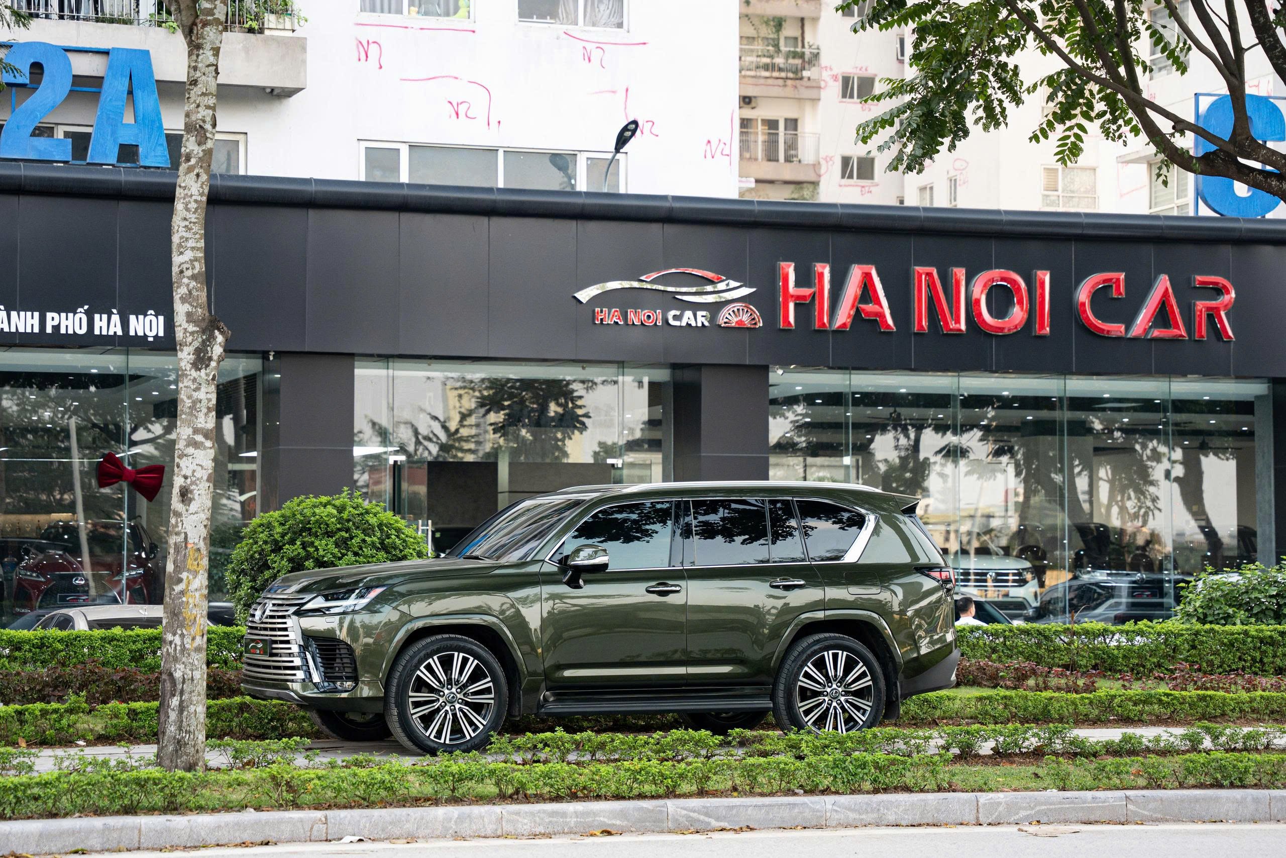 Lexus LX600 Urban 2024a5