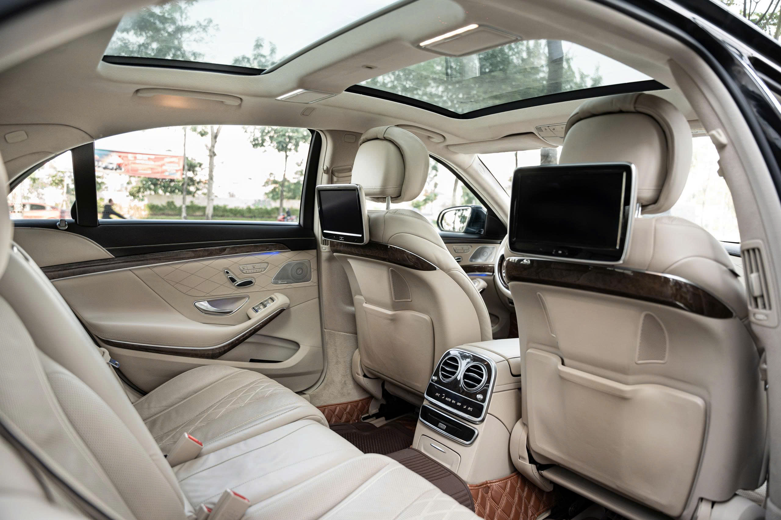 Mercedes Benz S500 2013A10