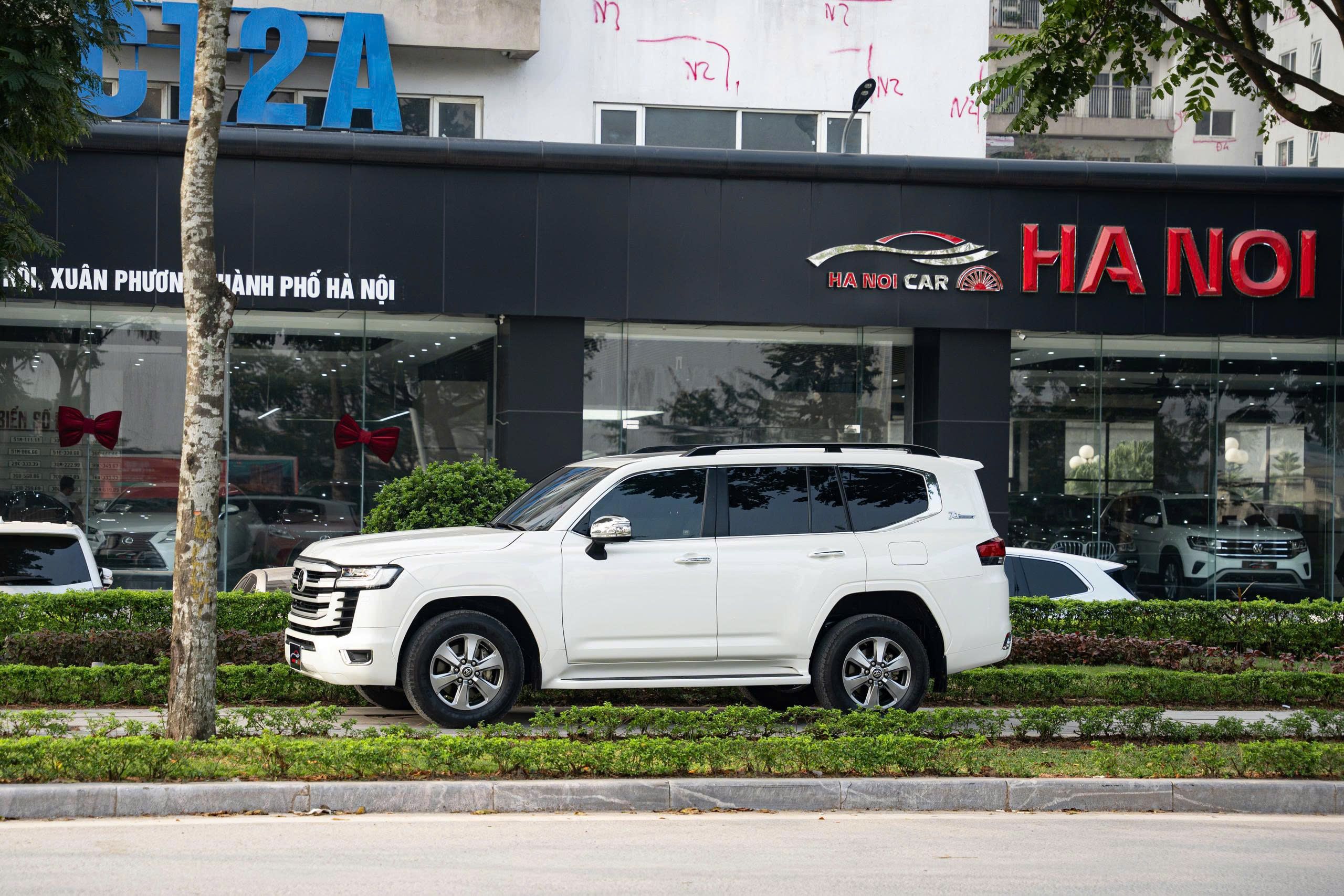 Toyota Land Cruiser LC300 2022a6