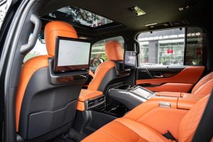 Lexus LX600 VIP hanoicar
