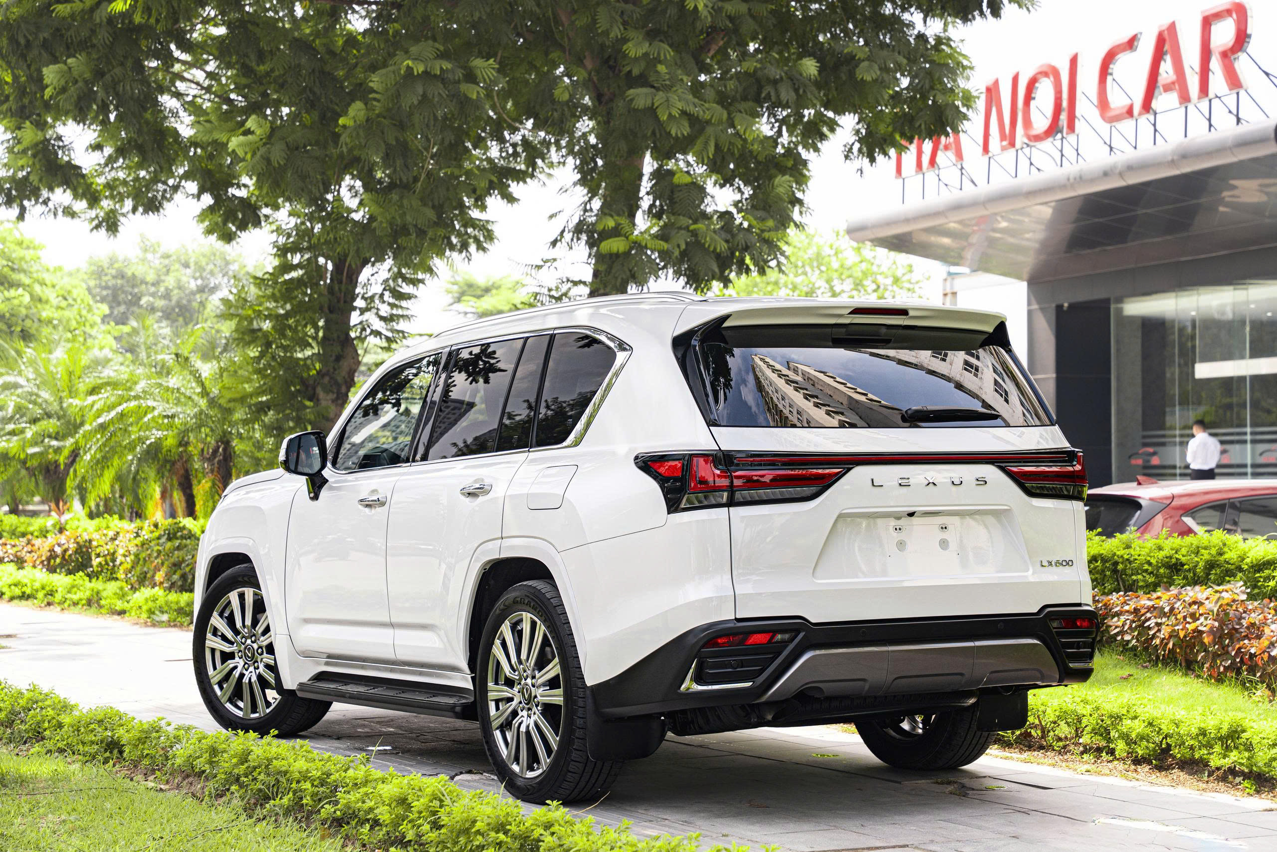 Lexus LX600 VIP 2023a4