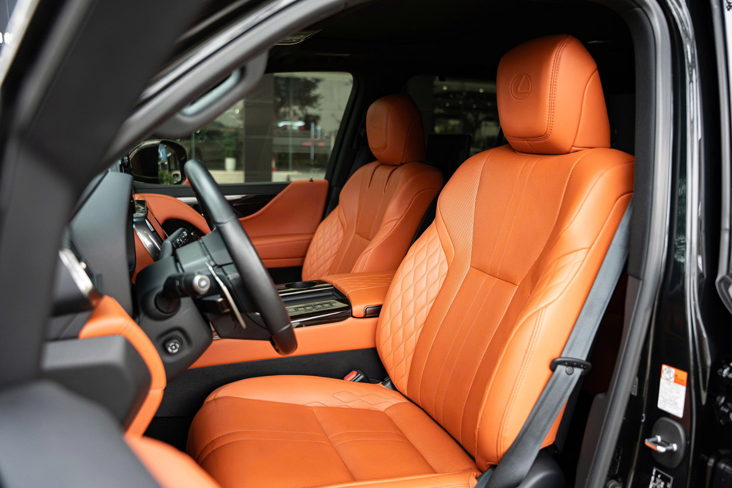 Lexus LX600 VIP 2023a8