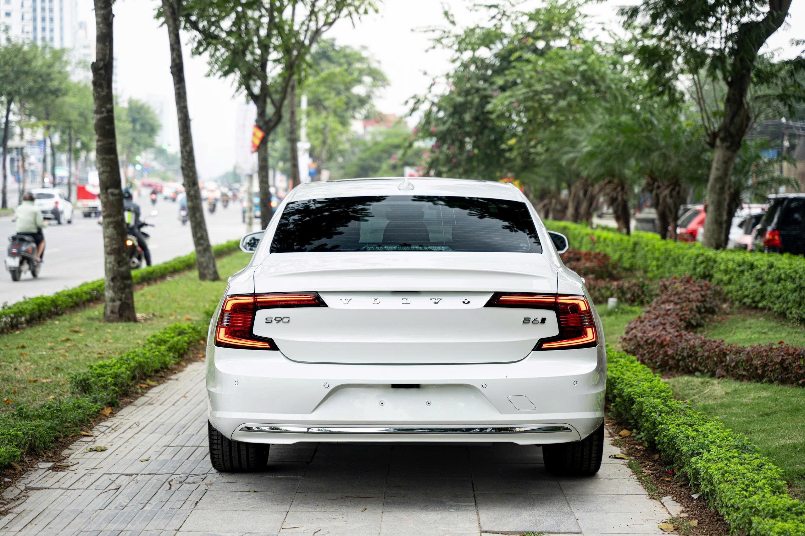 Volvo S90L Ultimate 2022a4