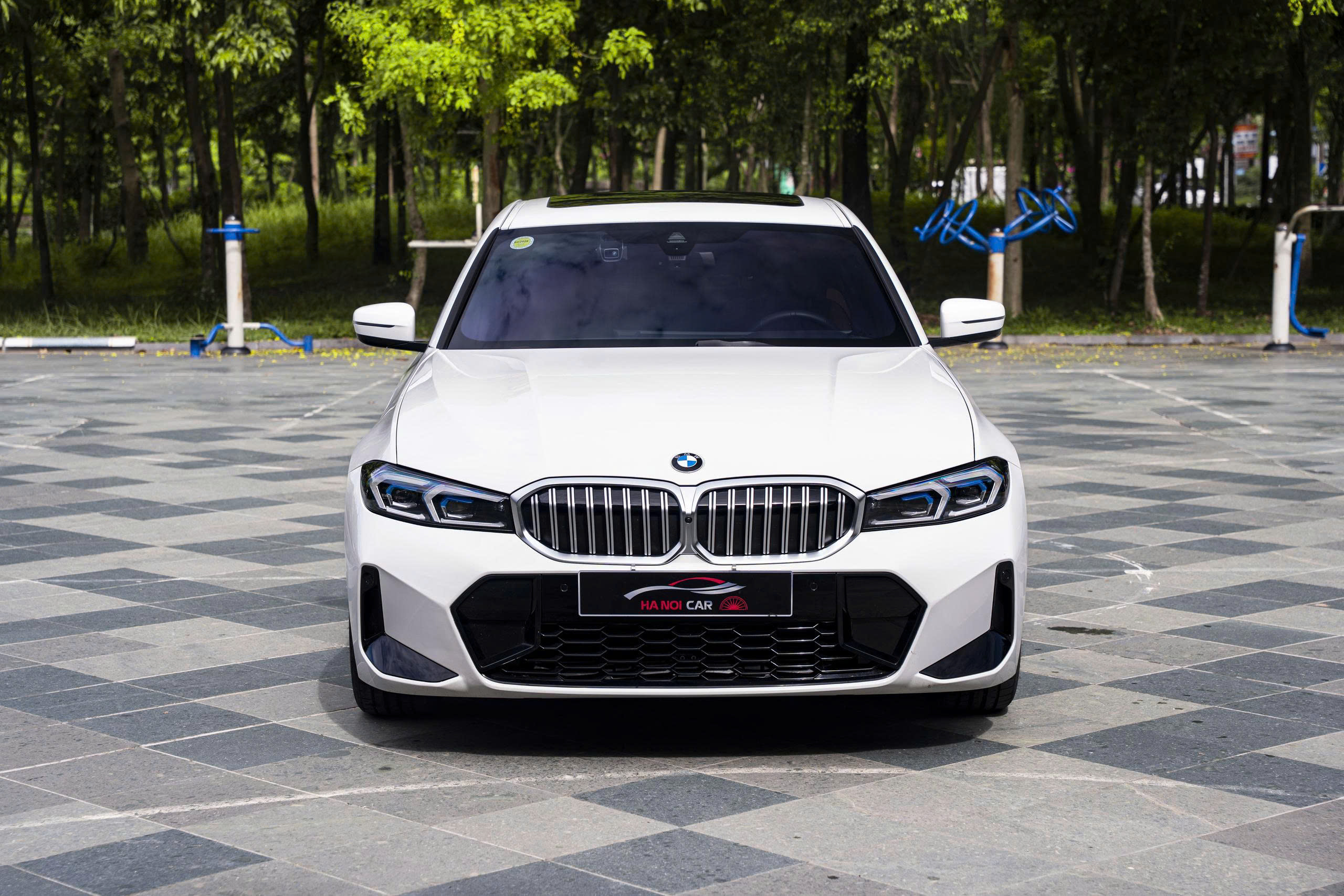 BMW 330i Msport 2025a1