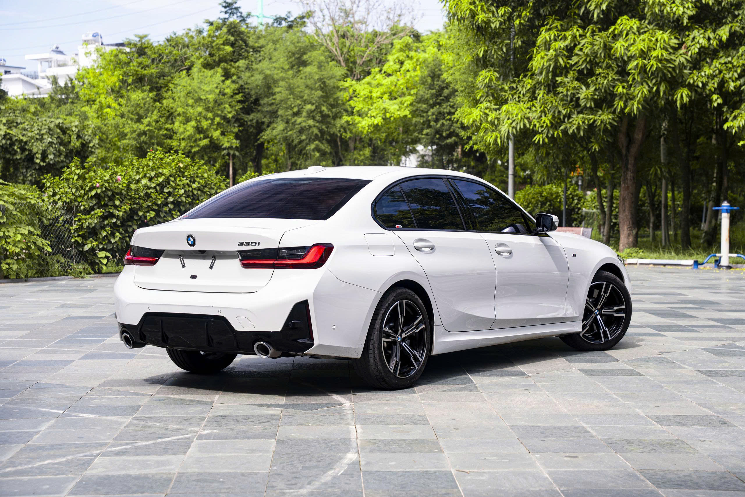 BMW 330i Msport 2025a5