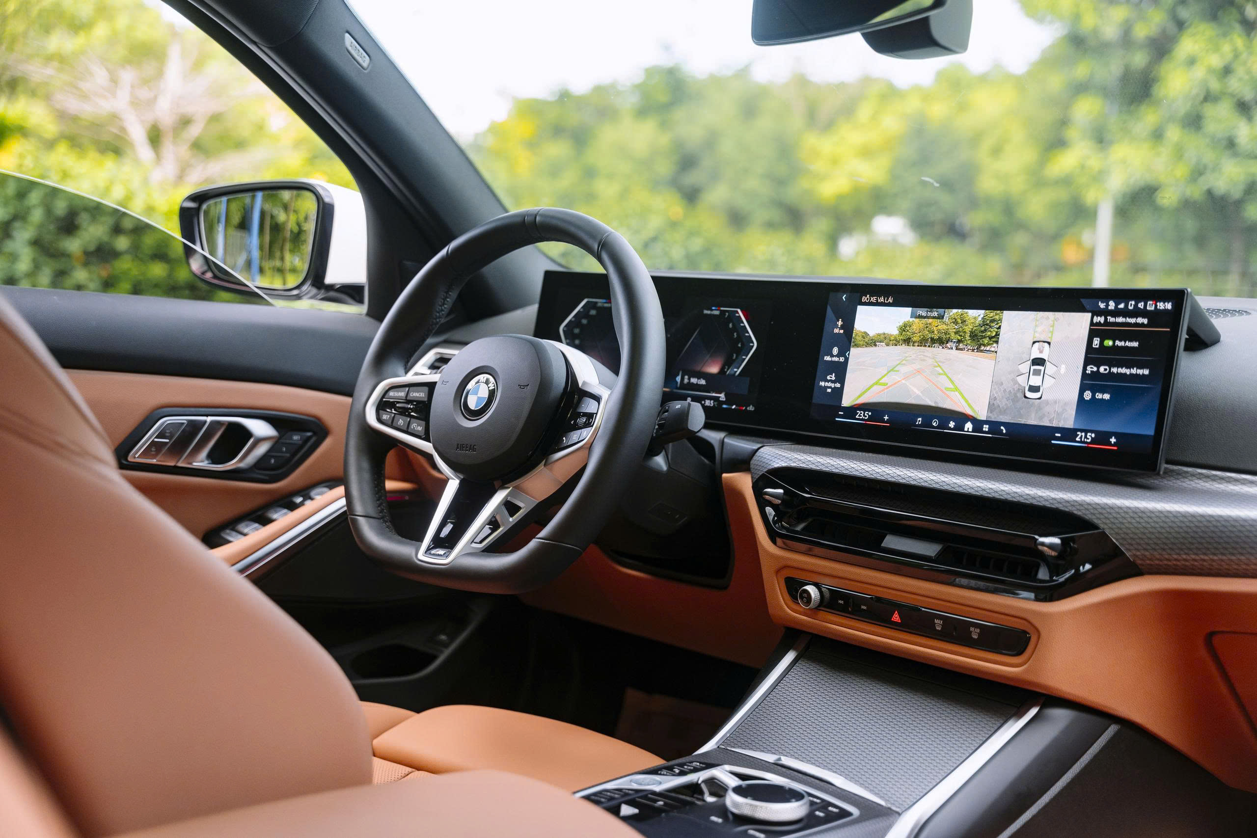BMW 330i Msport 2025a9