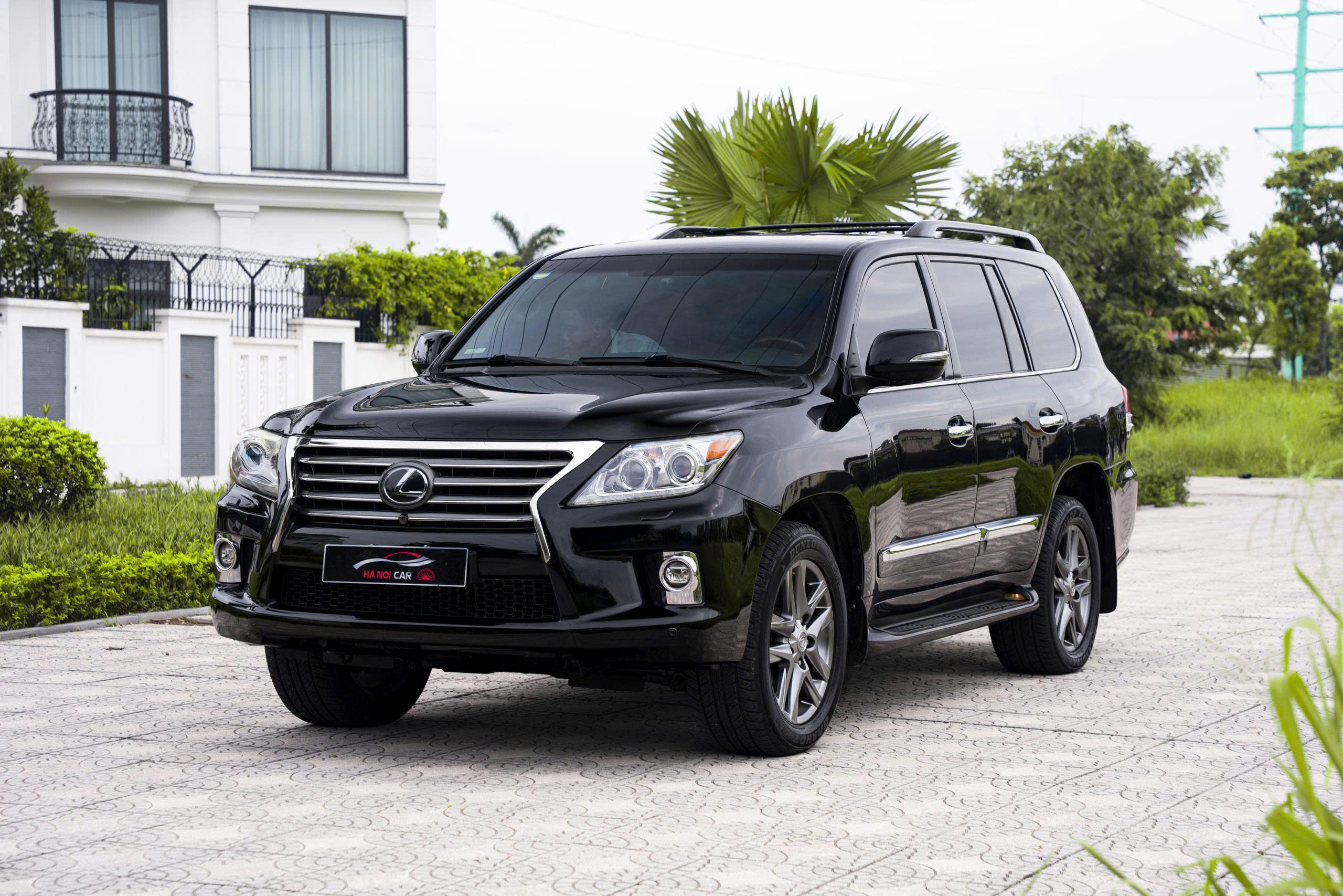 Lexus LX570 2014