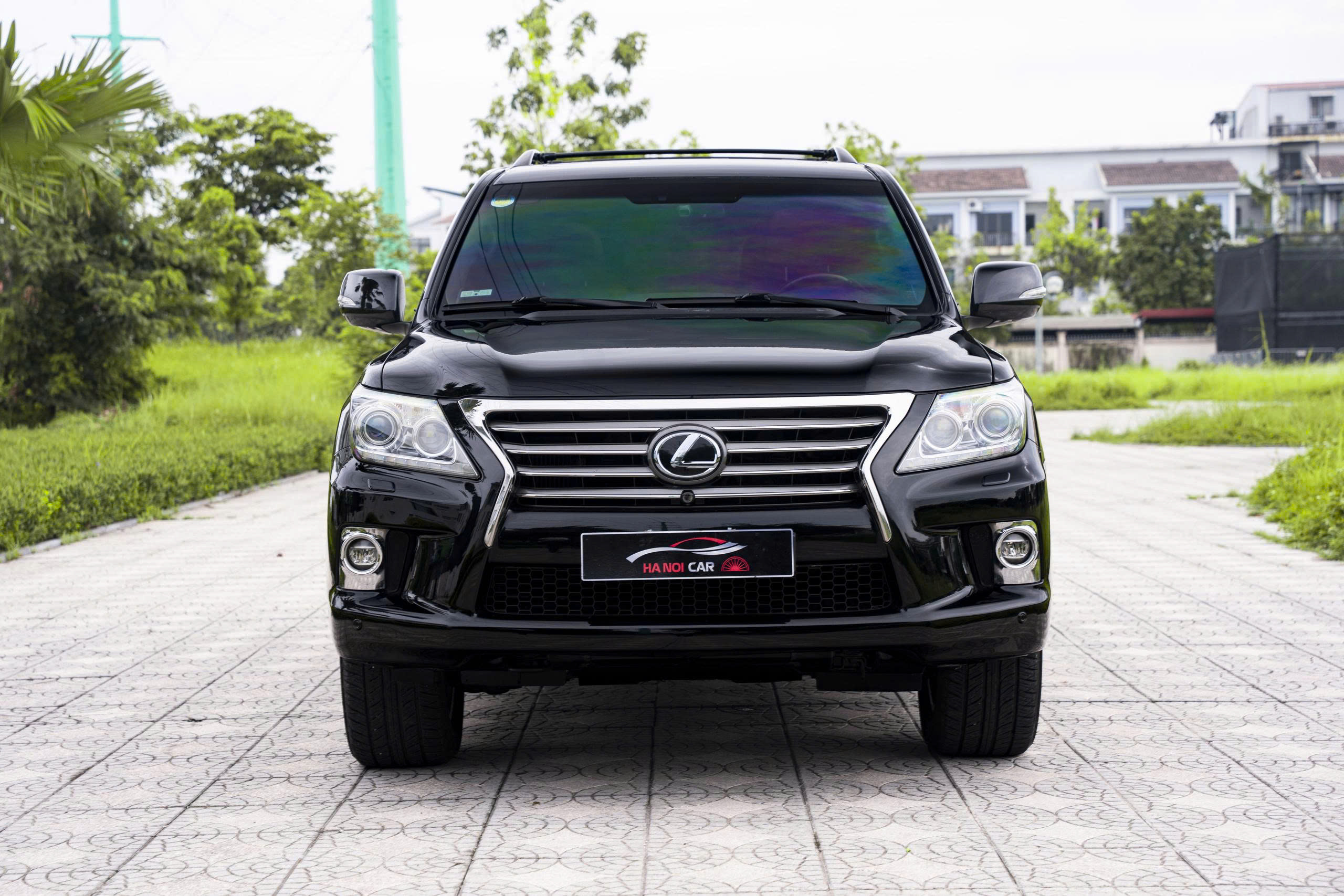 Lexus LX570 2014a1