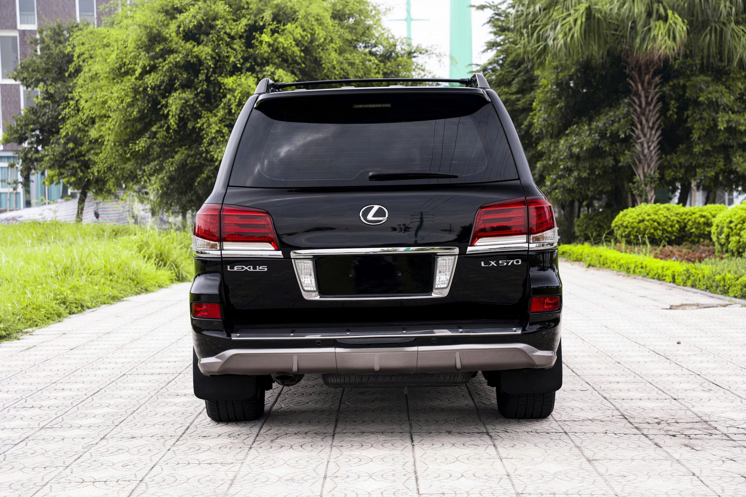 Lexus LX570 2014a4