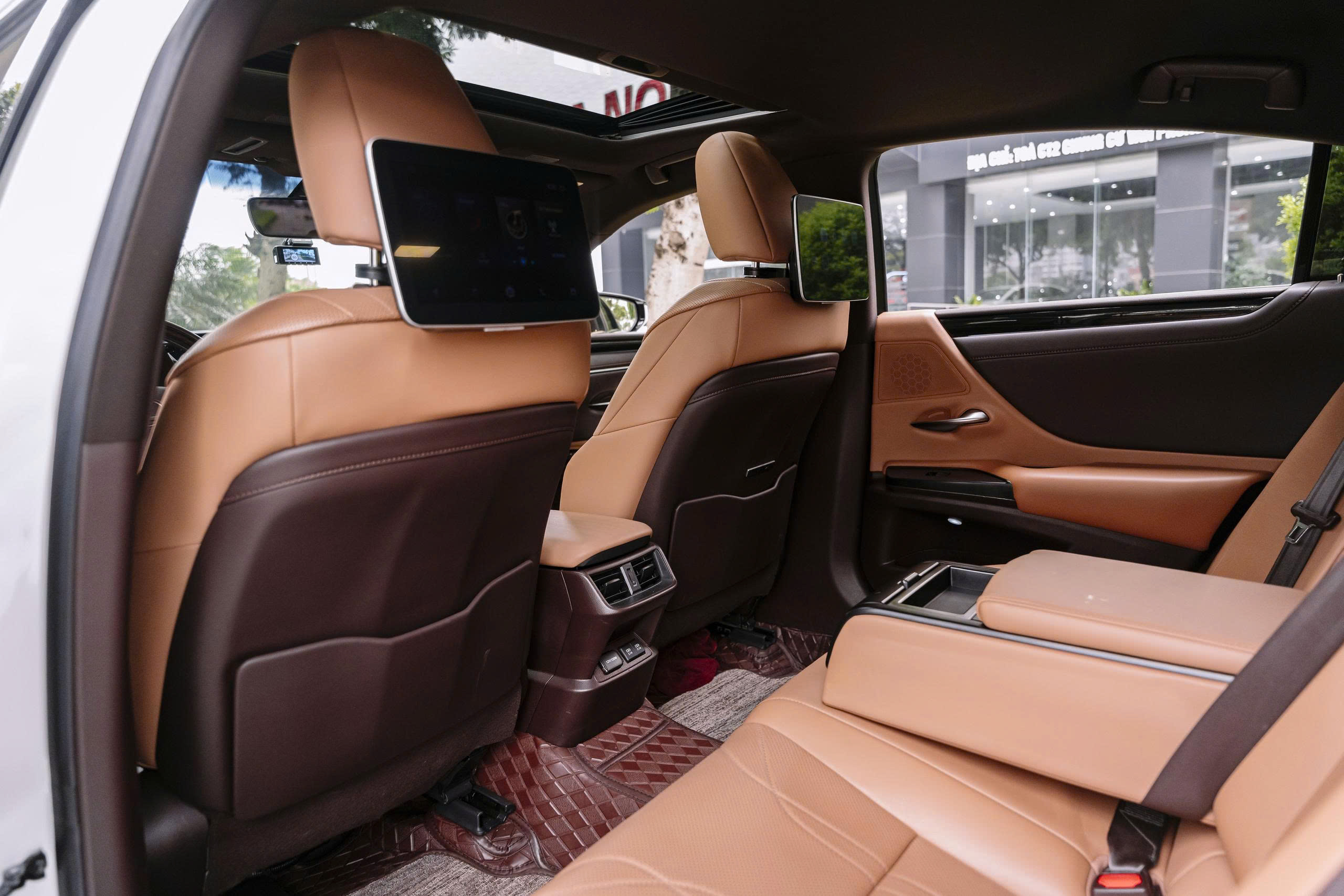 Lexus ES250 2018a9