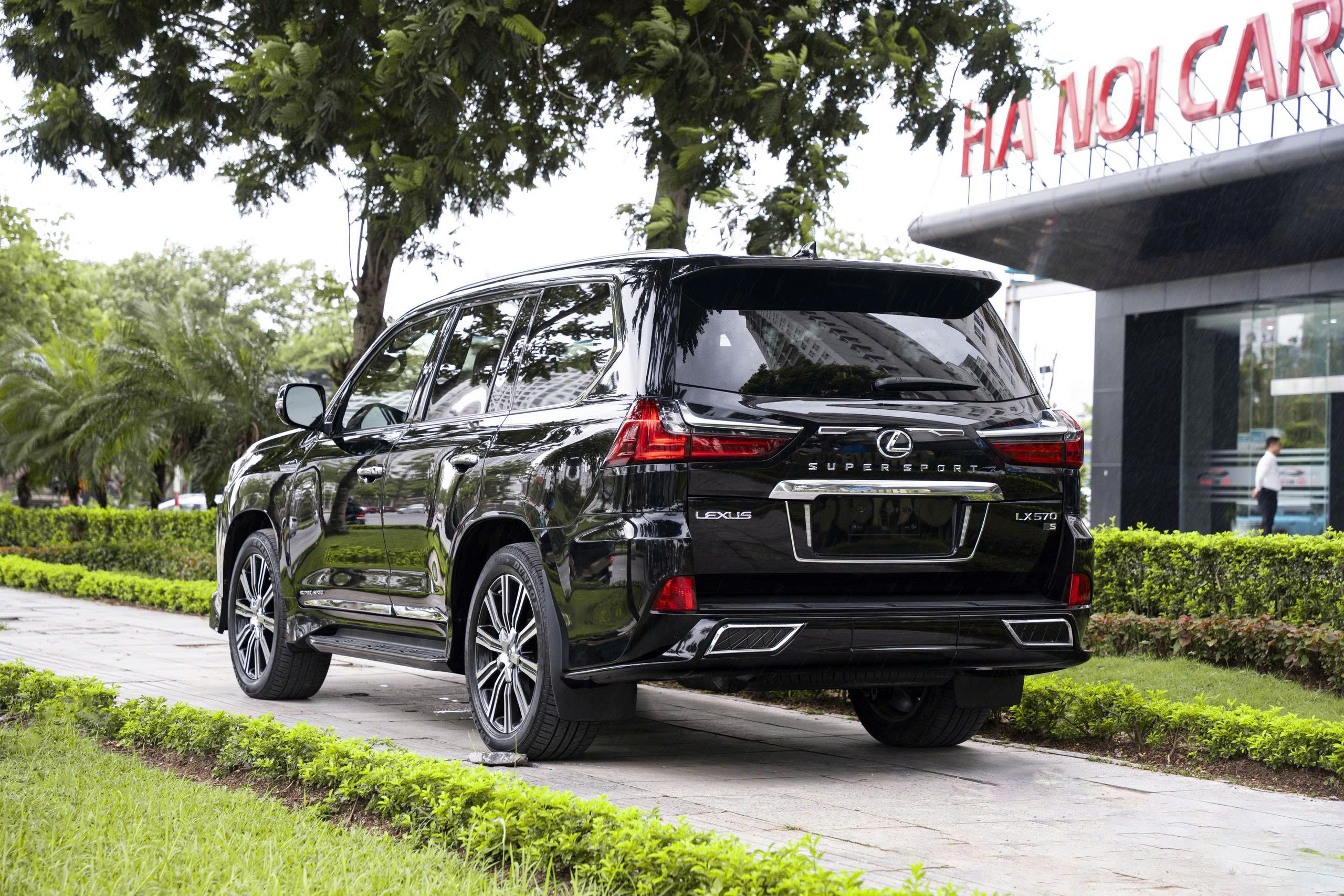 Lexus LX570 2020a5