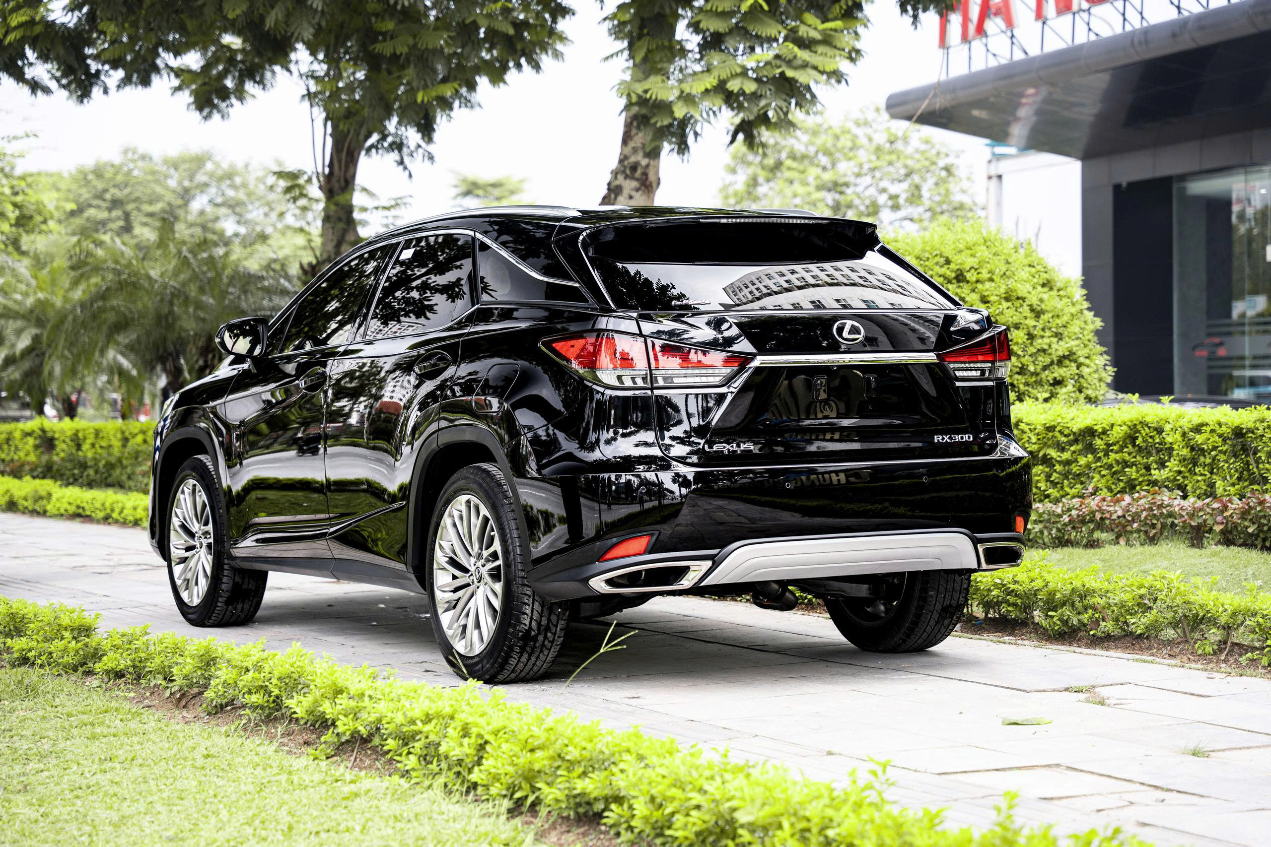 Lexus RX300 2021a3