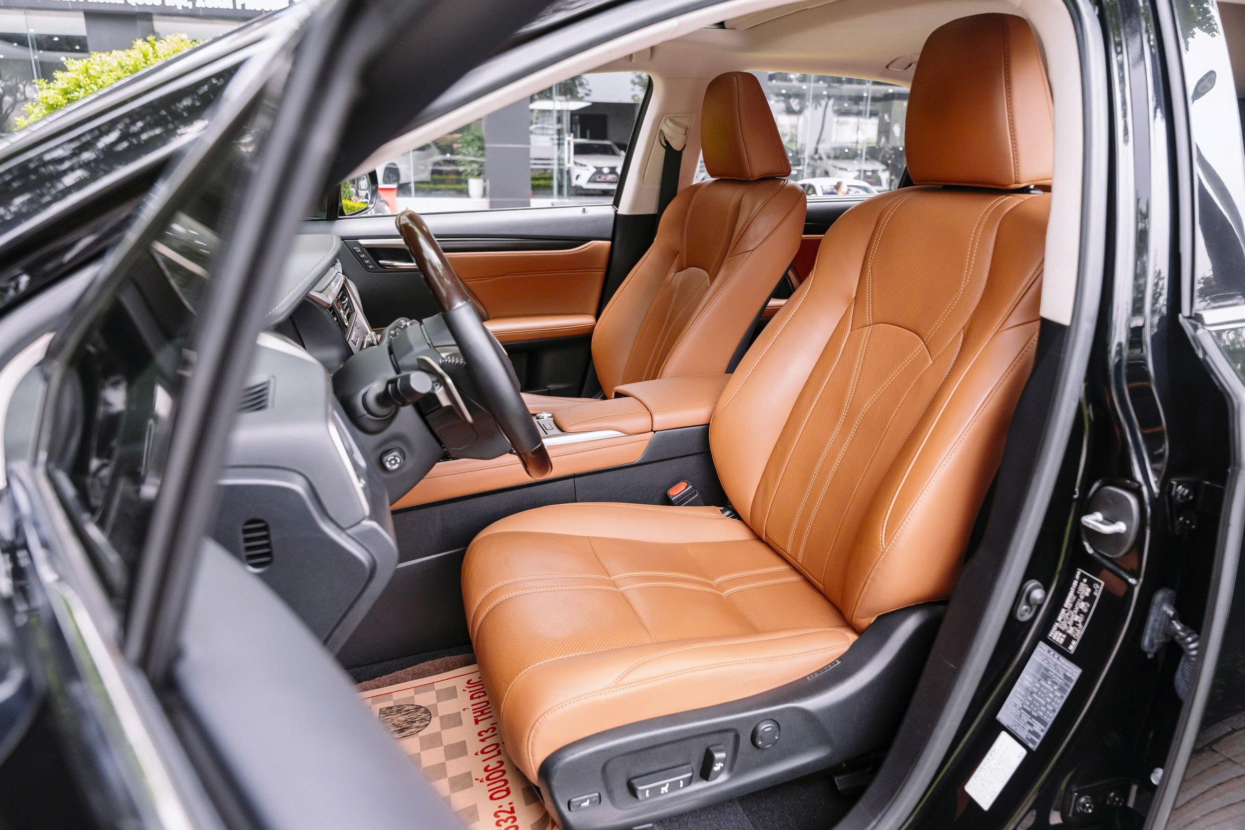 Lexus RX300 2021a8