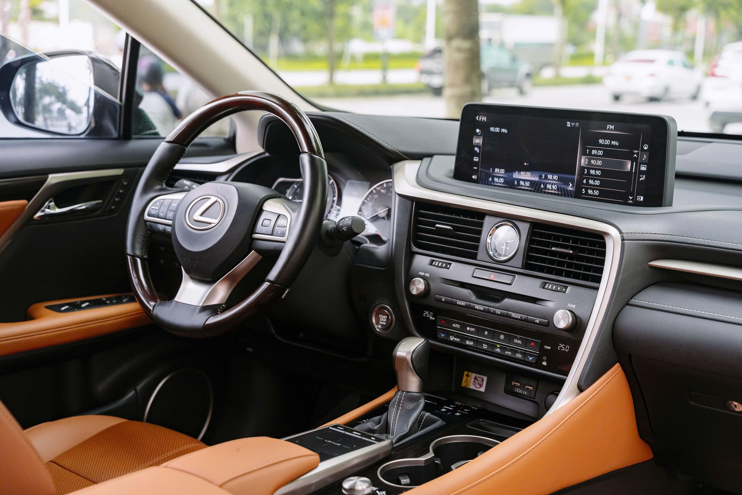 Lexus RX300 2021a9