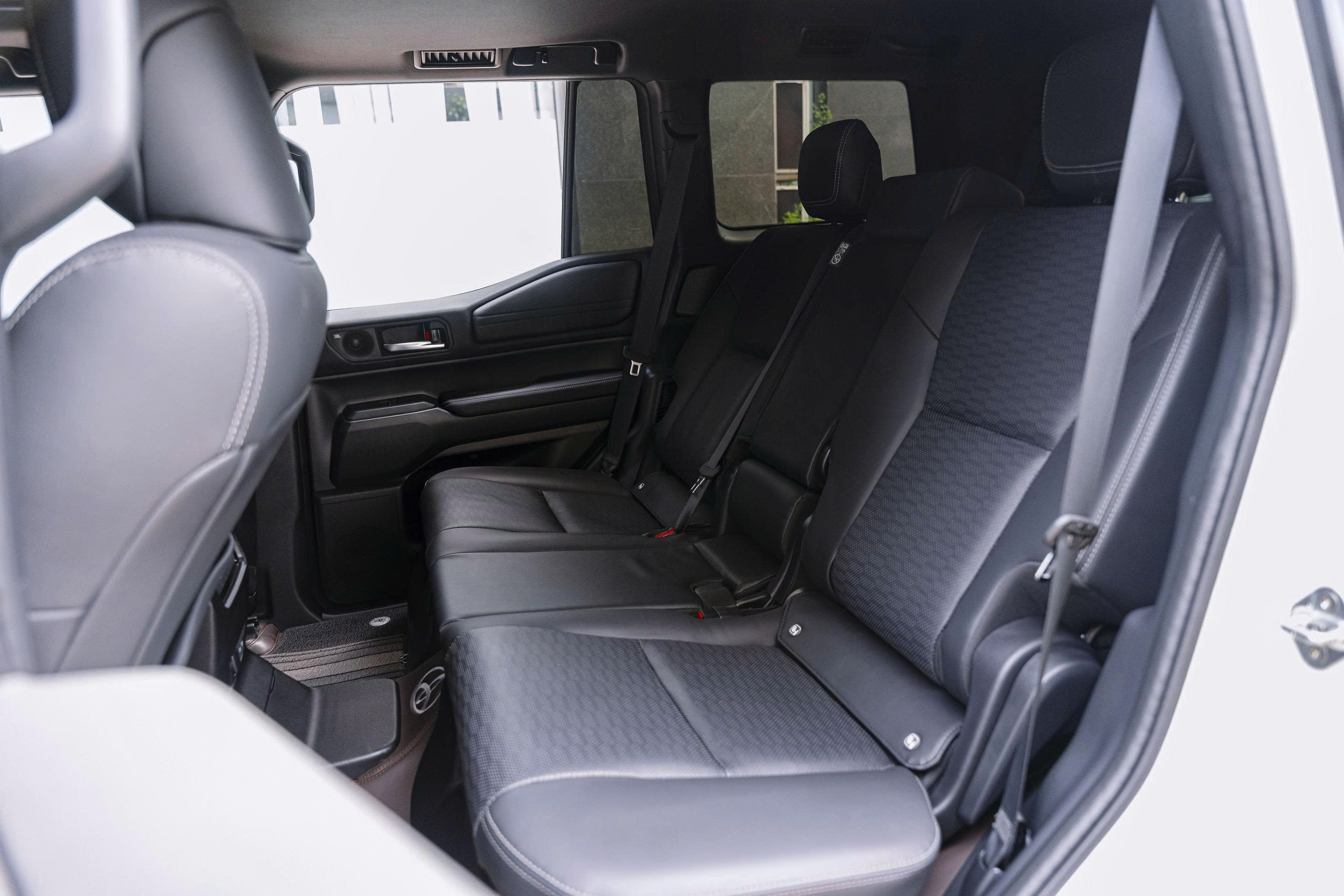 Toyota Prado 2025a10